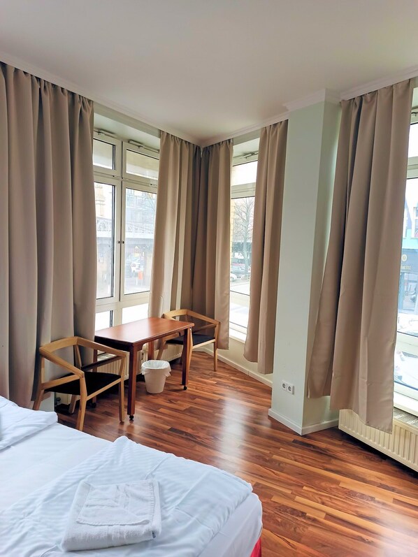Appartement Deluxe, 5 chambres | Décor unique, système d’insonorisation, accès au Wi-Fi (inclus)