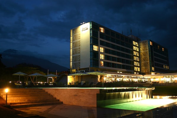 Front of property - evening/night - Mount Meru Hotel (Arusha)