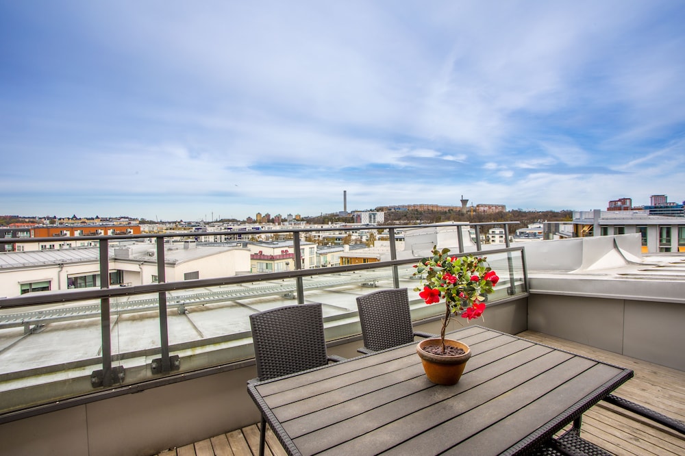 Stunning Sweden Apartment Rentals With Access To Spa image