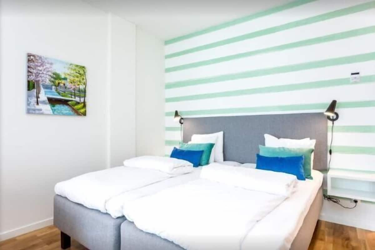 1 bedroom, iron/ironing board, cots/infant beds, free WiFi