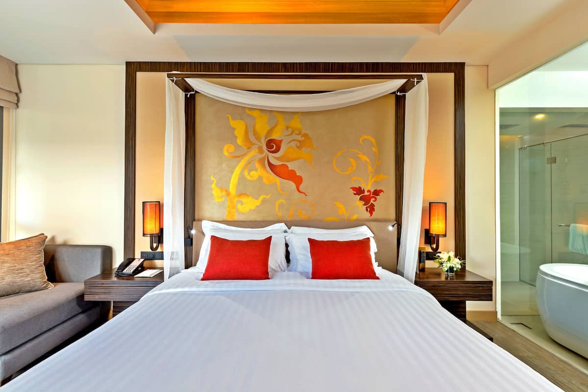 Villa, 2 Bedrooms | 2 bedrooms, free minibar items, in-room safe, desk