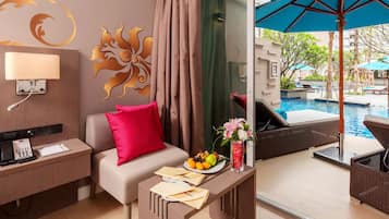 Free minibar items, in-room safe, desk, laptop workspace