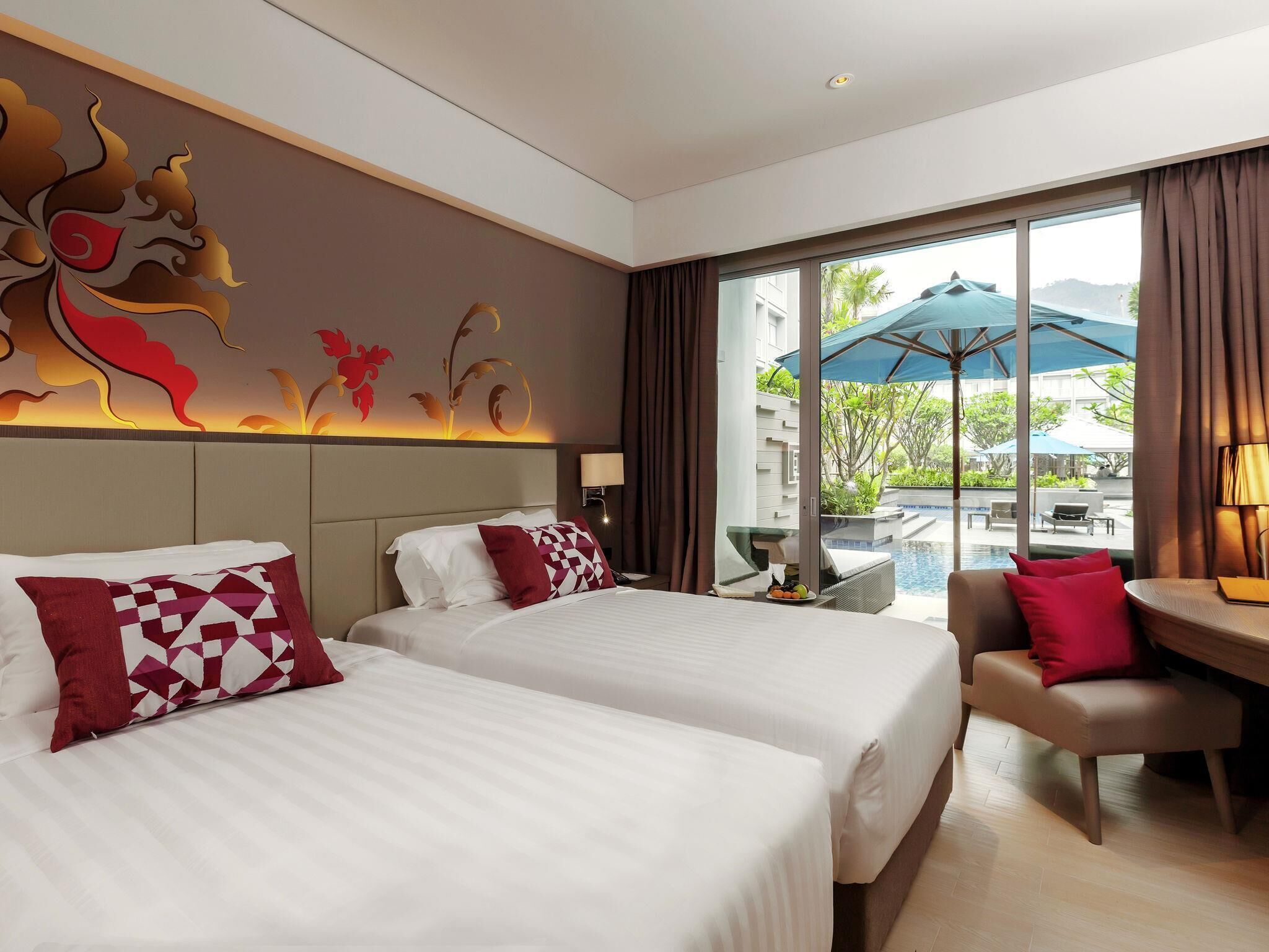 Deluxe Room, 2 Twin Beds, Pool Access | Free minibar items, in-room safe, desk, laptop workspace