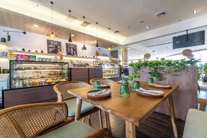 Café - Grand Mercure Phuket Patong (Patong)