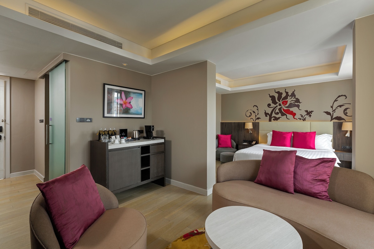 Superior Suite, 1 King Bed