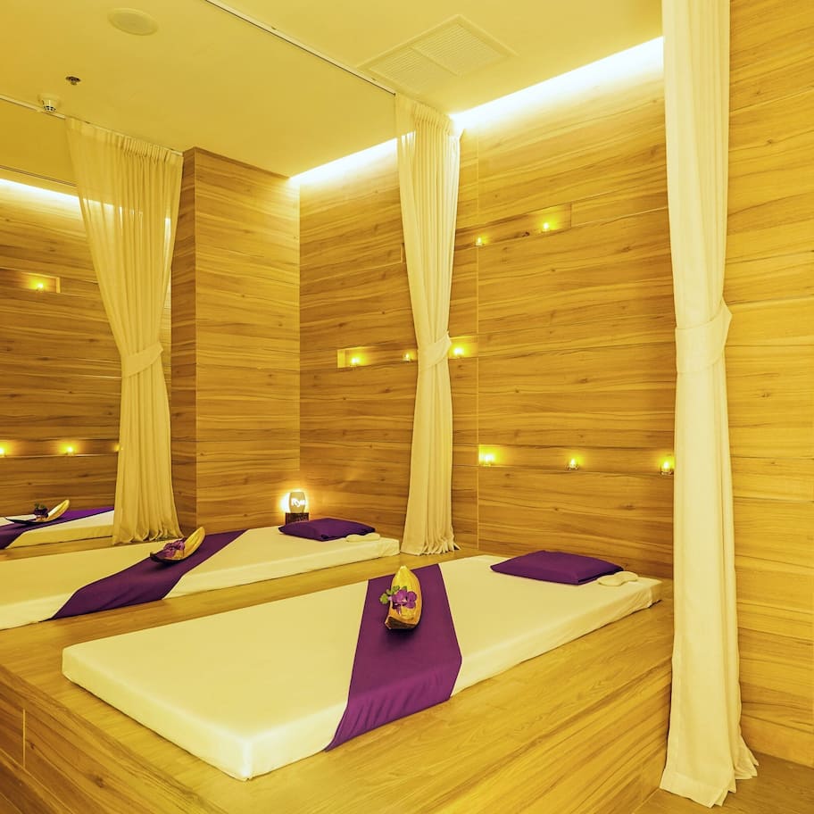 Couples treatment room(s), steam room, body treatments, aromatherapy