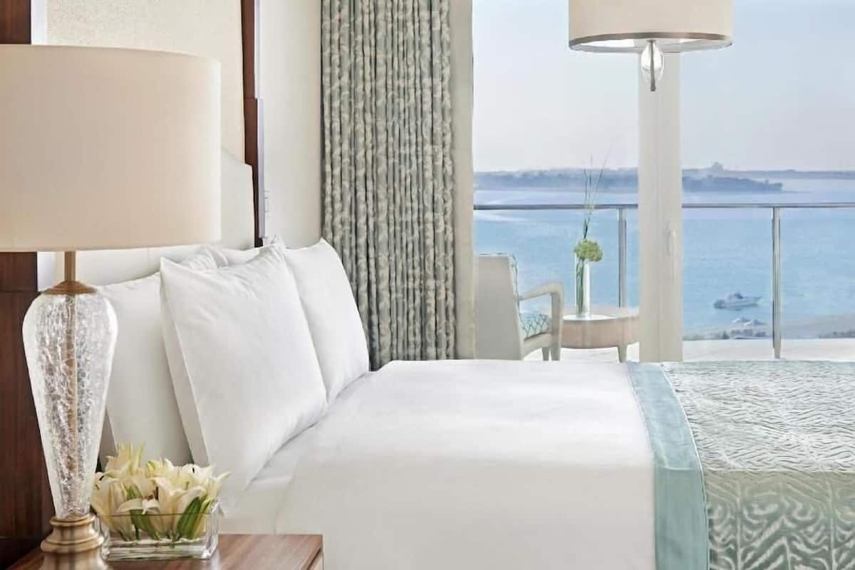 Sábanas de algodón egipcio, ropa de cama de alta calidad y minibar