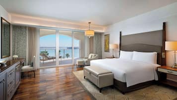 Egyptian cotton sheets, premium bedding, minibar, in-room safe