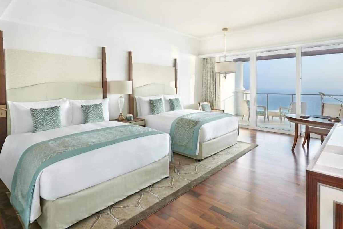 Sábanas de algodón egipcio, ropa de cama de alta calidad y minibar