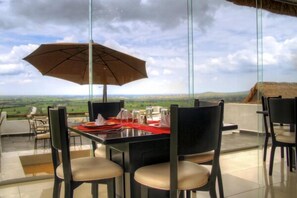 Breakfast, lunch, dinner served; Mexican cuisine 