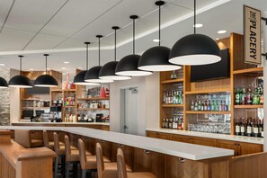 Bar (en la propiedad)