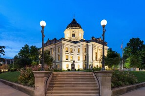 Exterior - Hyatt Place Bloomington (Bloomington)