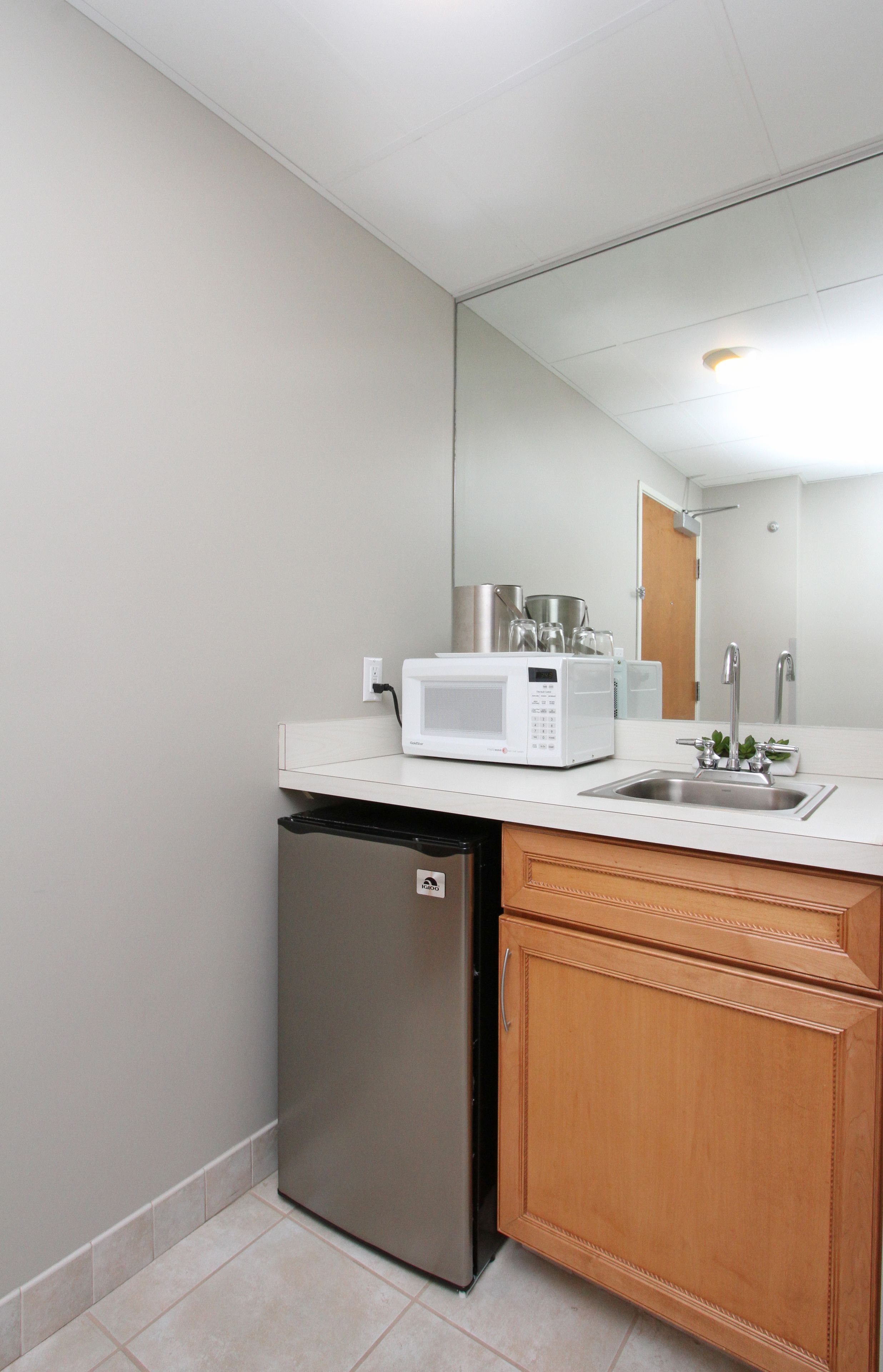 lakeside deluxe suite | room amenity