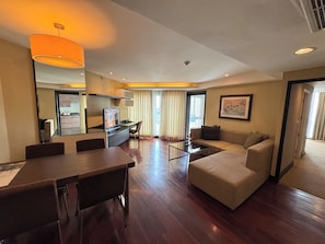 2-Bedroom Family Suite | In-room safe, desk, blackout curtains, free WiFi - The Narathiwas Hotel & Residence Sathorn Bangkok (Bangkok)