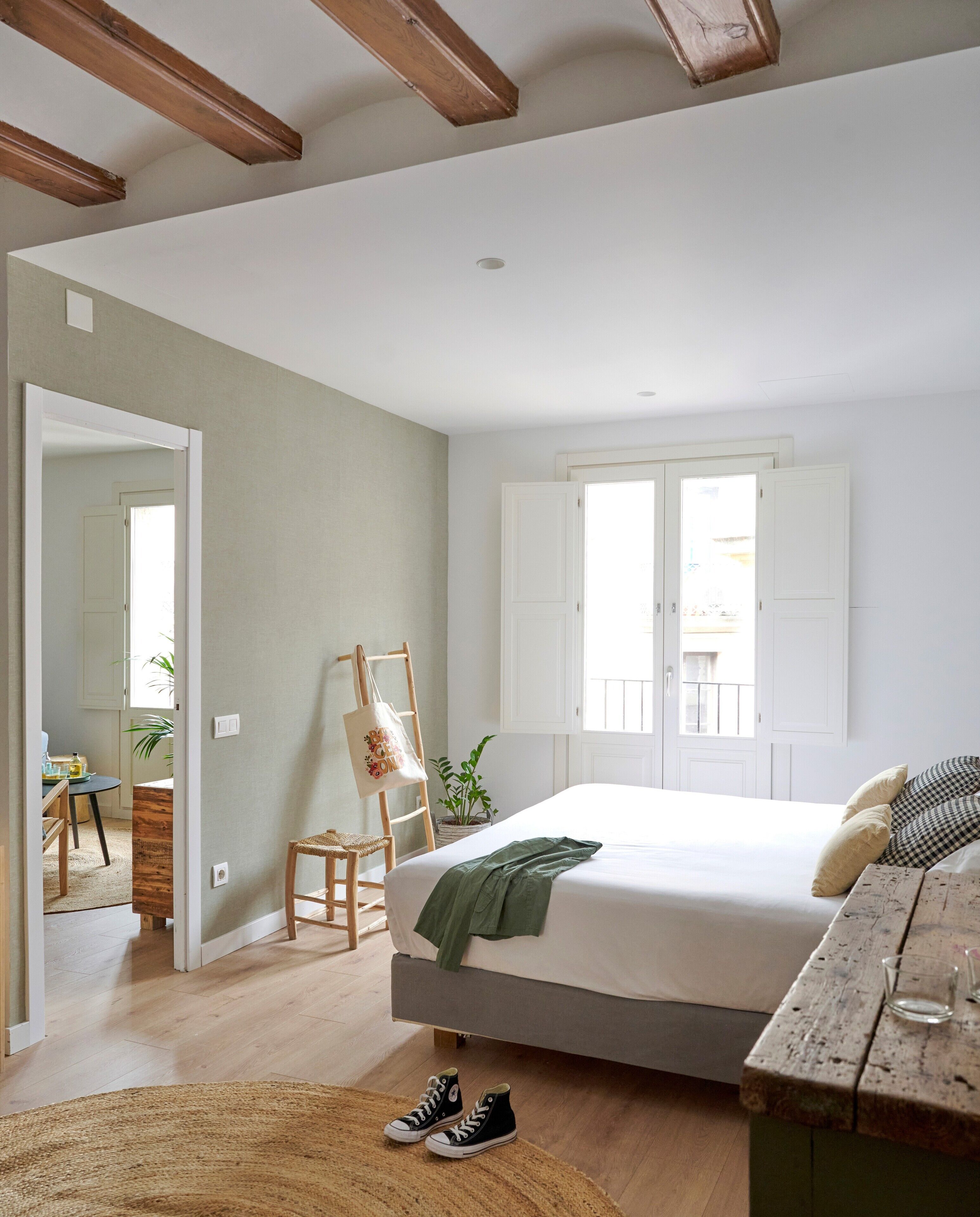 Down comforters, in-room safe, individually decorated