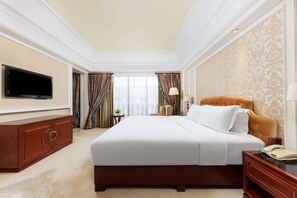 Hochwertige Bettwaren, Daunenbettdecken, Pillowtop-Betten, Minibar