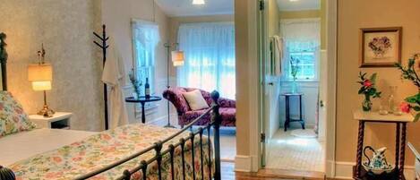 Ropa de cama de alta calidad y camas con pillow-top