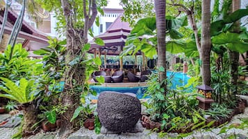 Deluxe Pool Front | Vistas del balcón