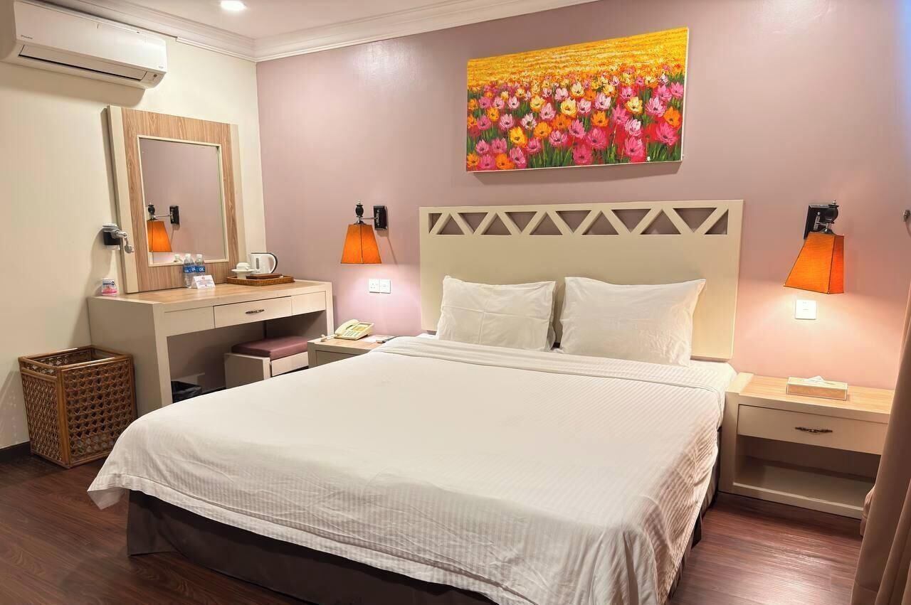 In-room safe, desk, cots/infant beds, free WiFi