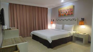 Superior Double Room | Peti besi dalam bilik, meja, katil bayi/kot (surcaj)