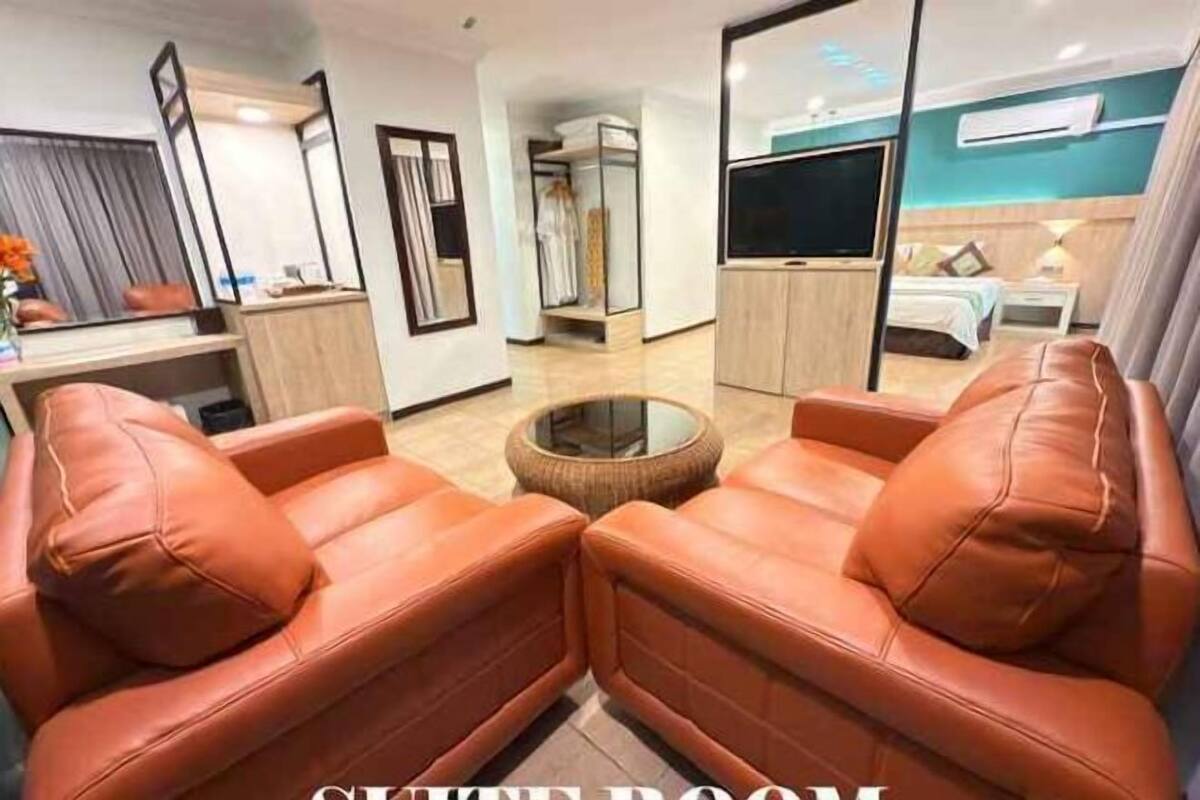 Coffres-forts dans les chambres, bureau, lits bébé (en supplément)