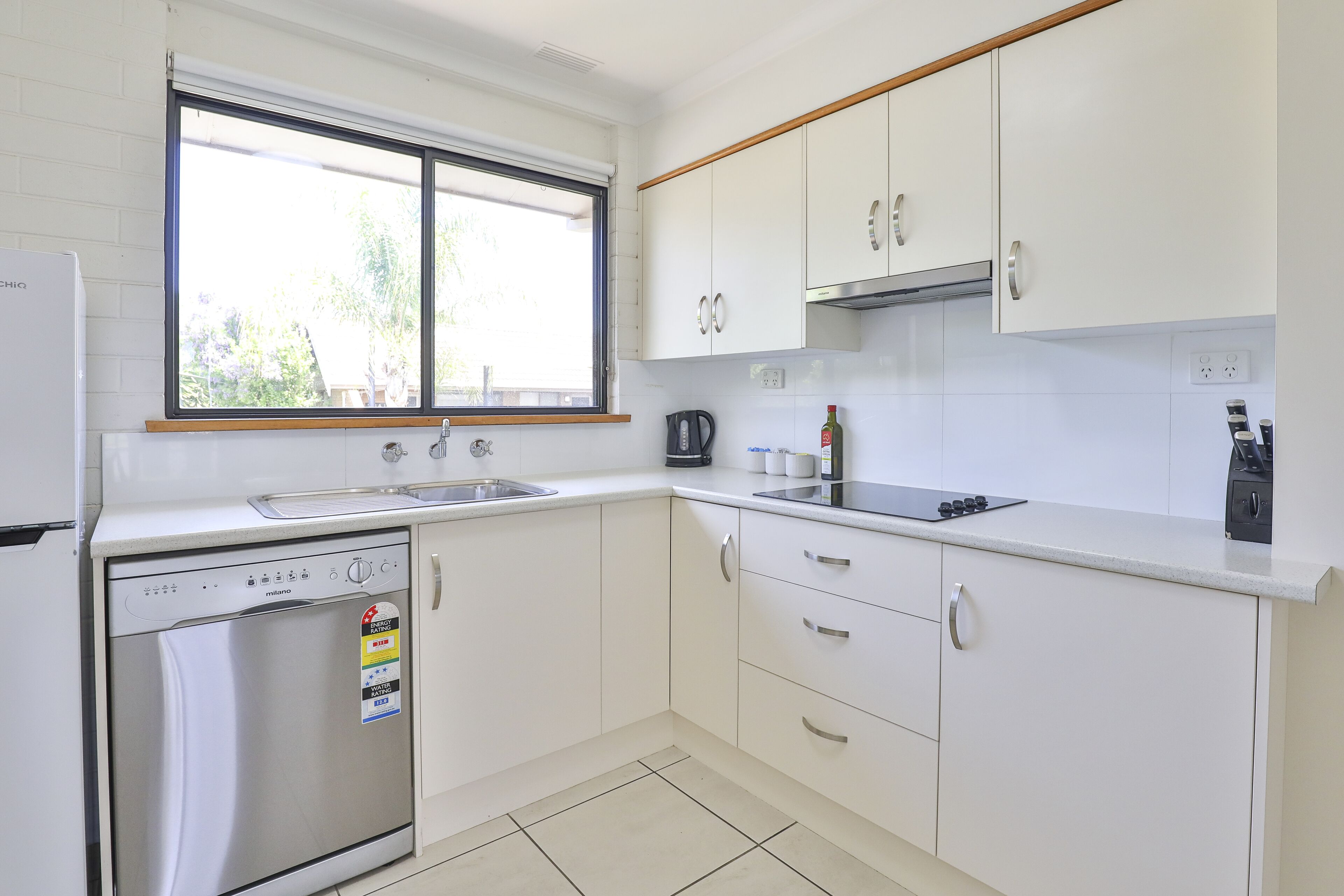 Standard Apartment, 2 Bedrooms | Private kitchen | Fridge, microwave, toaster, cookware/dishes/utensils