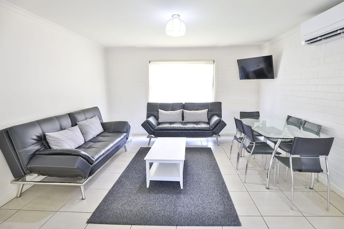 Standard Apartment, 2 Bedrooms | Living area