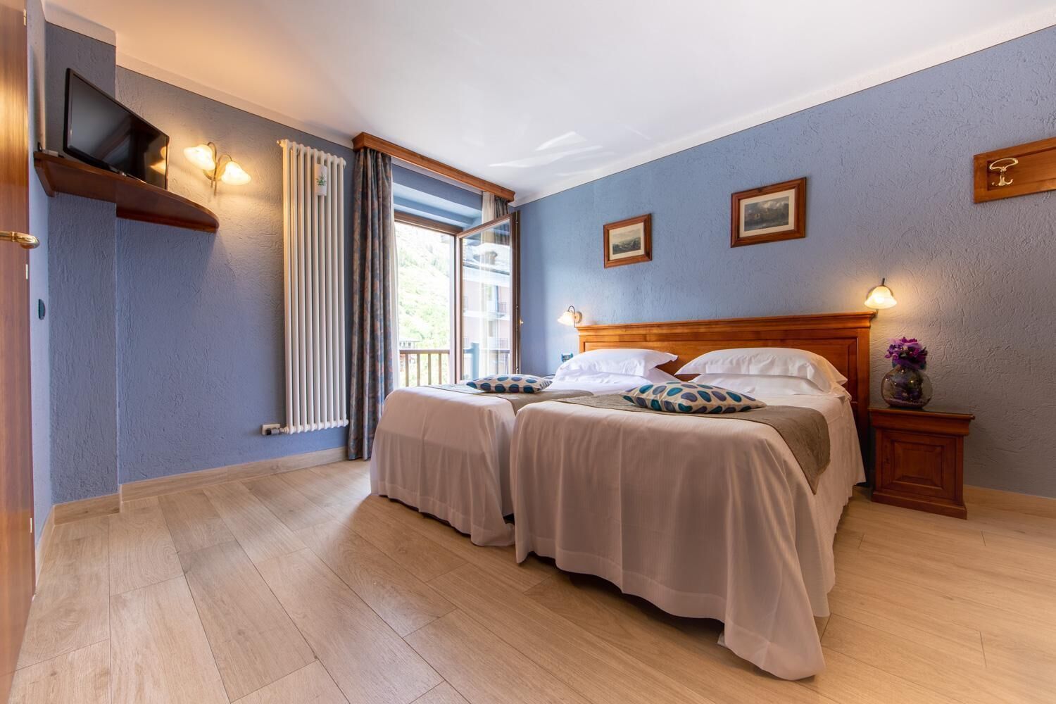 in-room safe, desk, cots/infant beds, free wifi