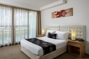 Apartment, 2 Schlafzimmer | 1 Schlafzimmer, individuell dekoriert, individuell eingerichtet