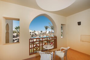 Egyptian cotton sheets, minibar, in-room safe, blackout drapes