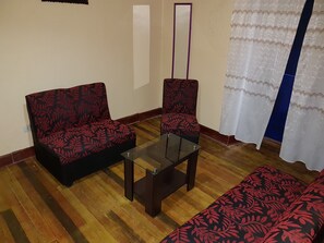 Deluxe Double Room - Kurumi (Cusco)