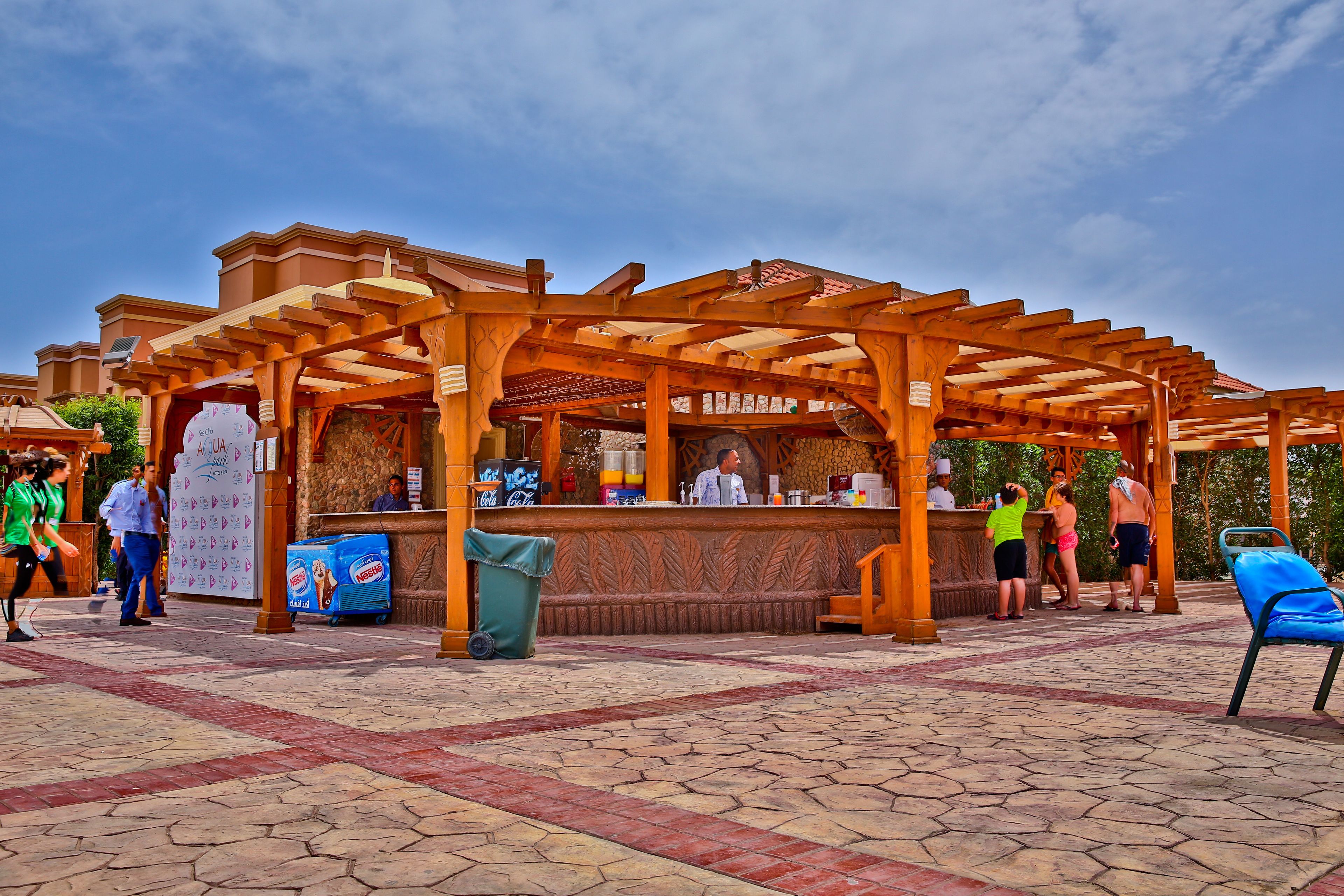 3 bars/lounges, poolside bar, beach bar