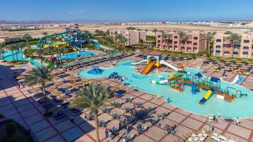 3 outdoor pools, pool umbrellas, pool loungers