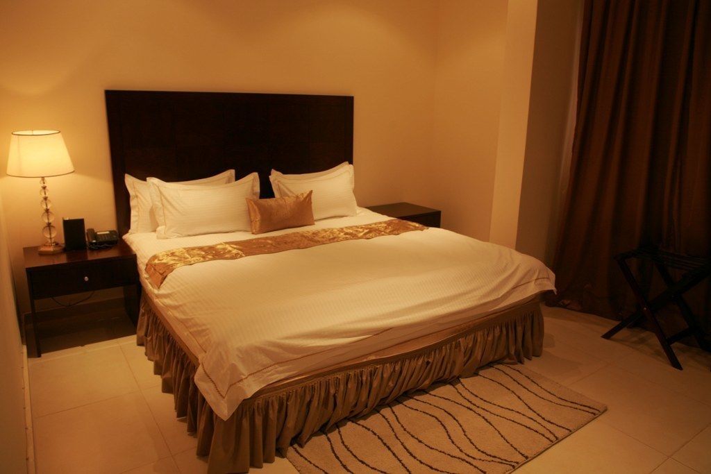 egyptian cotton sheets, premium bedding, memory-foam beds, in-room safe