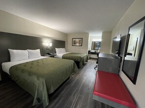 Habitación clásica con 1 cama doble o 2 individuales | Escritorio, wifi gratis, ropa de cama