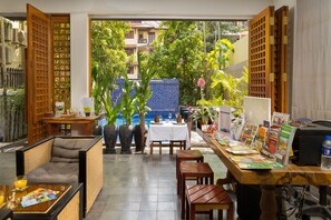 Frühstück, Mittagessen und Abendessen