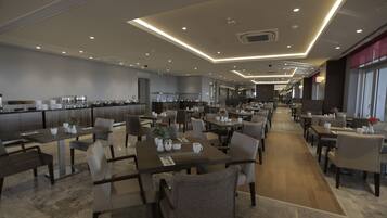 Daily buffet breakfast (EUR 10 per person)