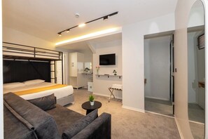 Family Suite, 2 Bedrooms, Garden View | Premium bedding, minibar, in-room safe, soundproofing