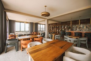 Dining - AnoMansa Beach Resort at Elmina Bay (Elmina)