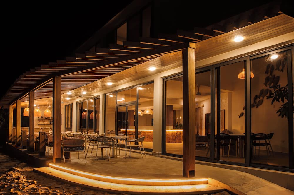AnoMansa Beach Resort at Elmina Bay