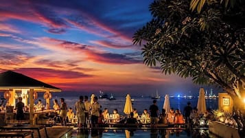 Beach bar