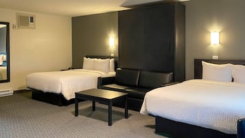 Escritorio, cunas, wifi gratis y ropa de cama