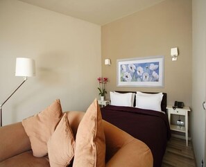Standardsuite - 1 soveværelse | 1 soveværelse, premium-sengetøj, minibar, pengeskab på værelset
