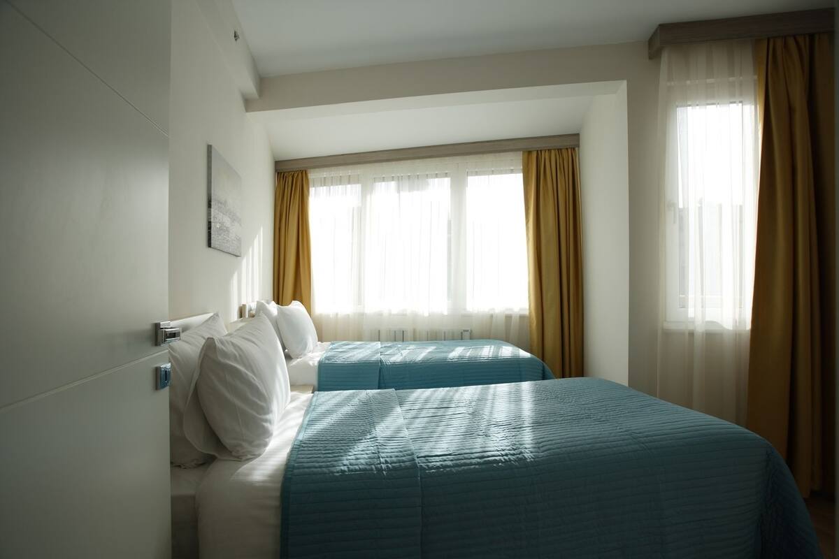 1 bedroom, premium bedding, minibar, in-room safe