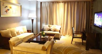 Days Inn Yinian
