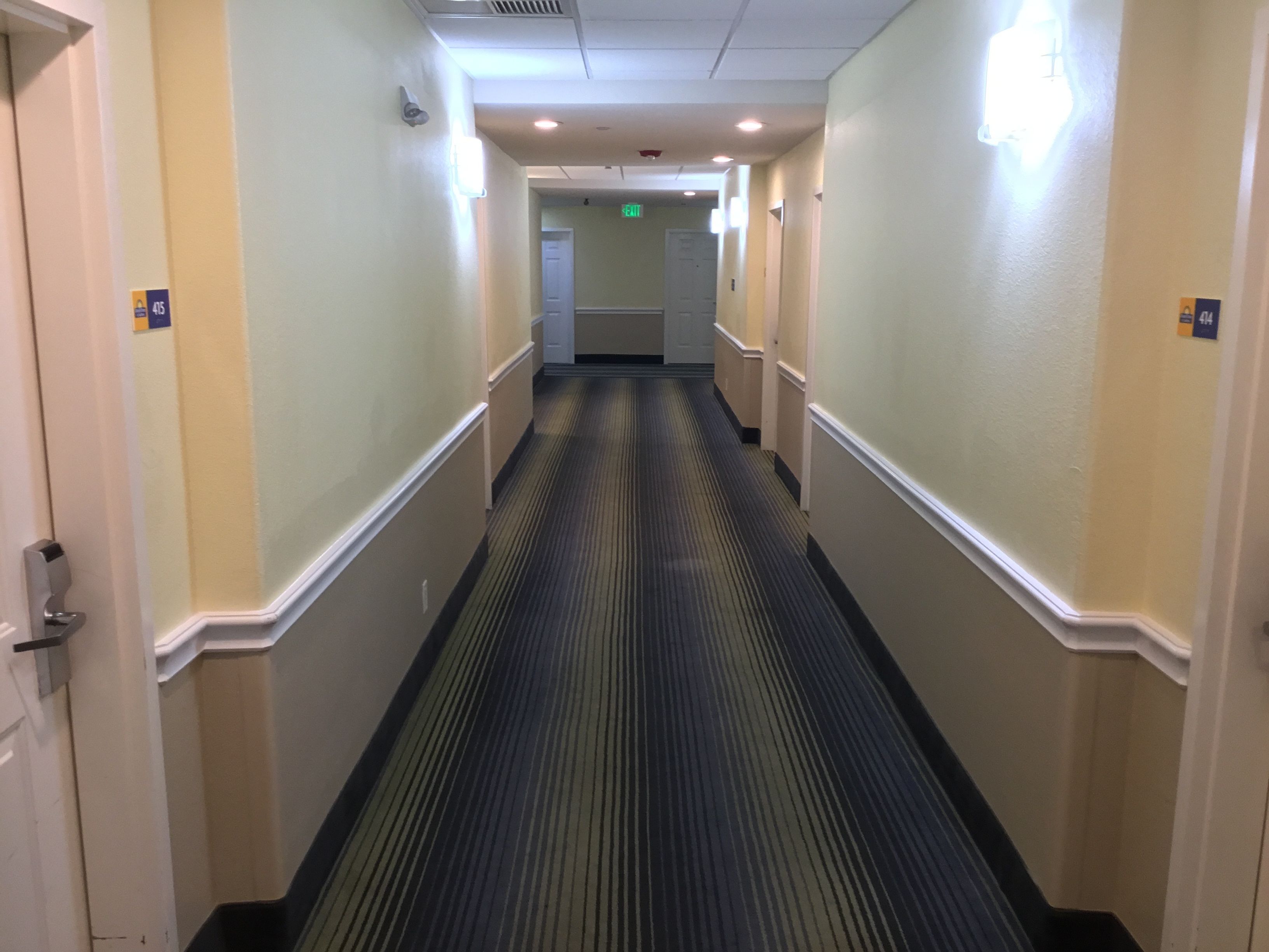 Photo - Days Inn & Suites by Wyndham Galveston West/Seawall