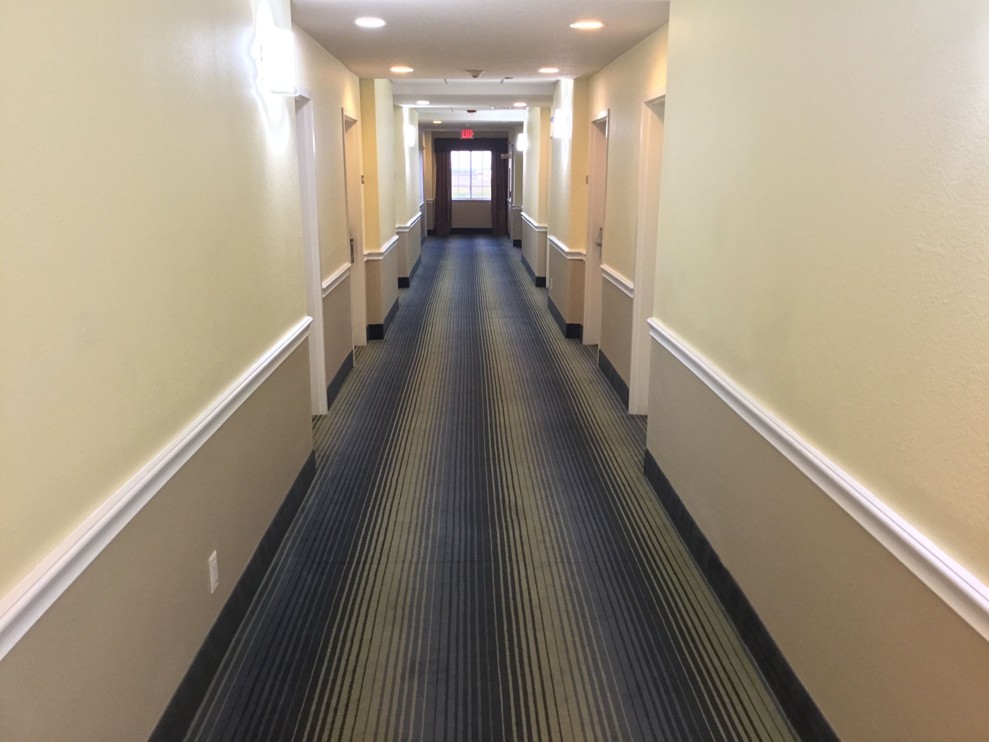 Photo - Days Inn & Suites by Wyndham Galveston West/Seawall