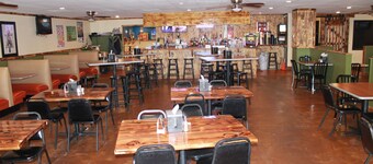 Wyatt Earp Hotel