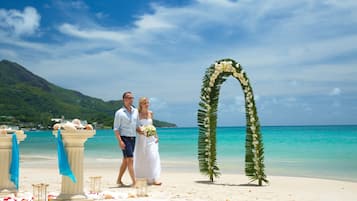 屋外結婚式場