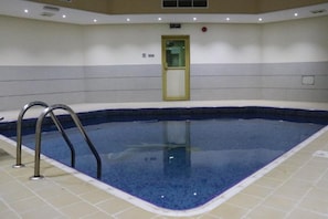 Piscine couverte